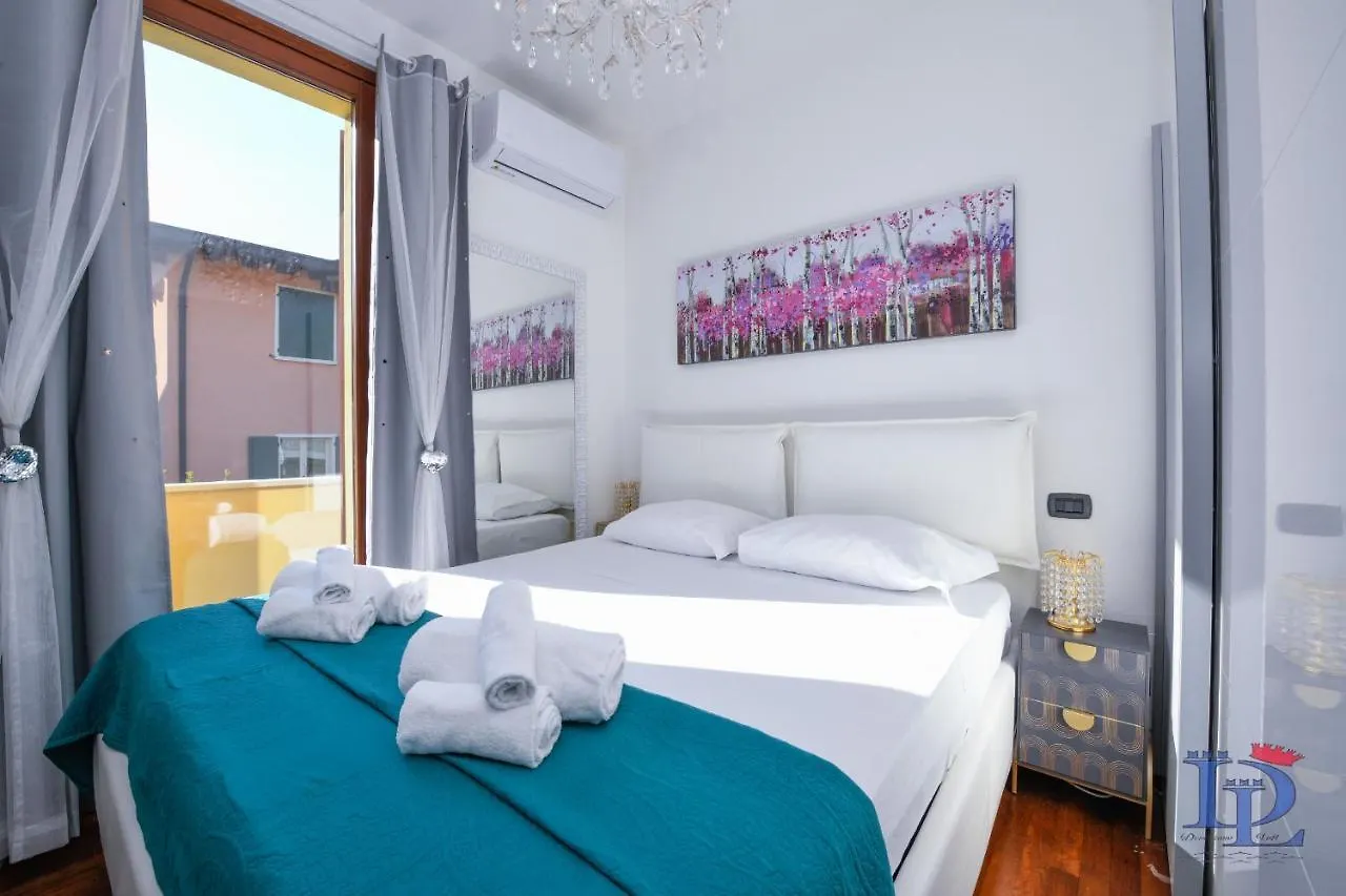 Desenzanoloft Official Partner Marriott Homes & Villas - Luxury Suite With Jacuzzi And Garden Desenzano del Garda 0*,