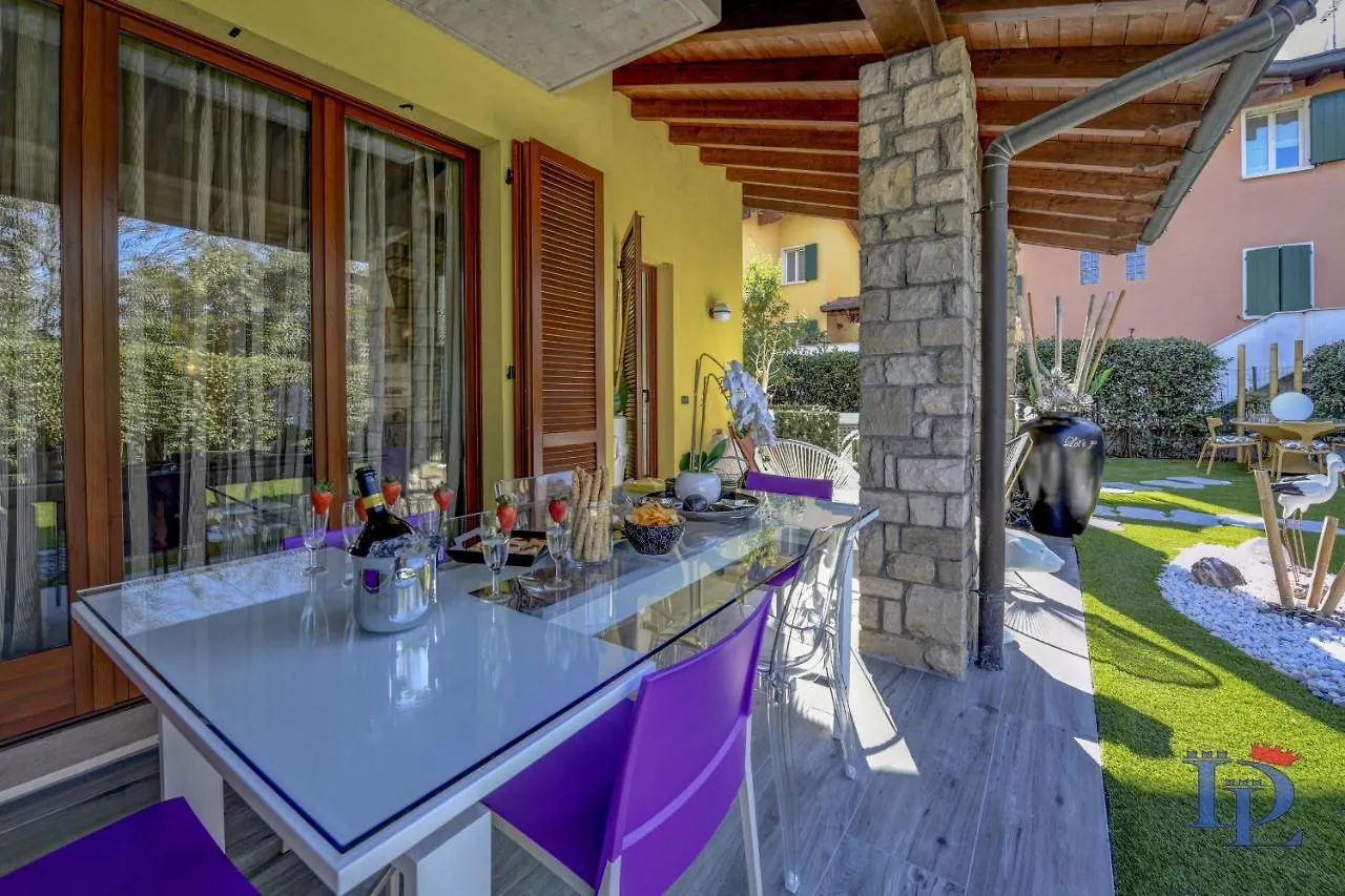 Desenzanoloft Official Partner Marriott Homes & Villas - Luxury Suite With Jacuzzi And Garden Desenzano del Garda